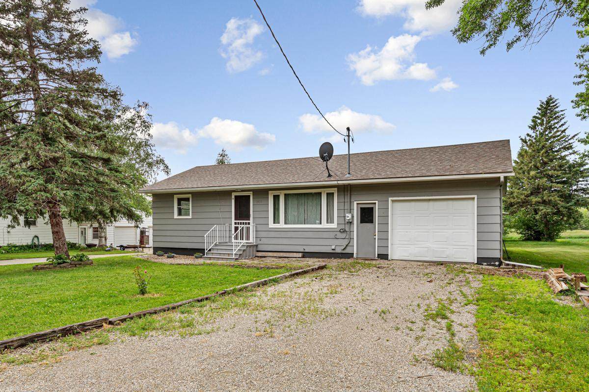 307 Dove Street - Photo 1