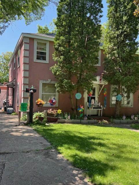 1102 Hawthorne Street - Photo 1