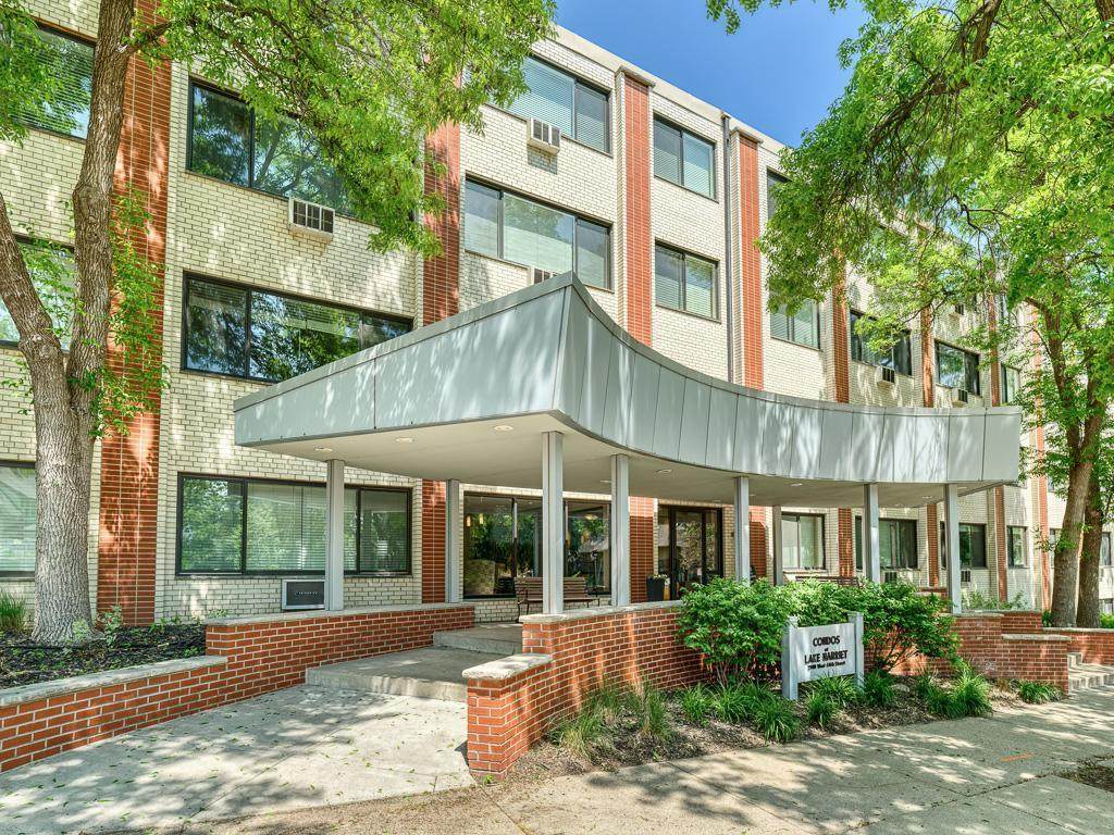 2700 44th Street - Photo 1