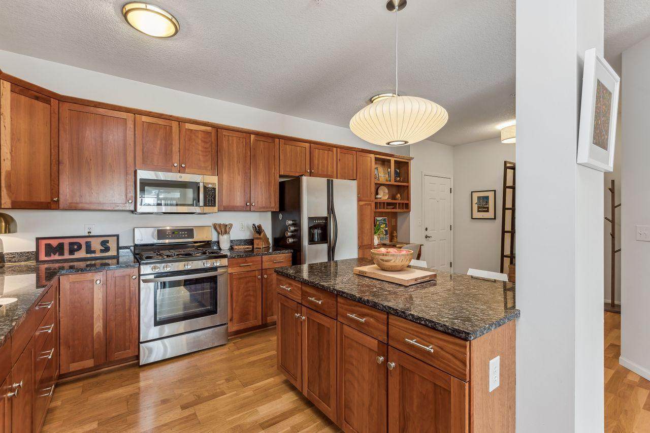 301 Oak Grove Street - Photo 1