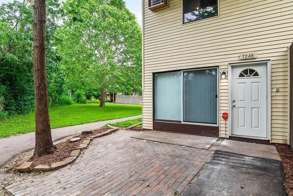 7248 72nd Lane - Photo 1