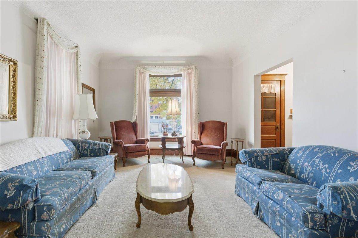 1810 Dupont Avenue - Photo 1