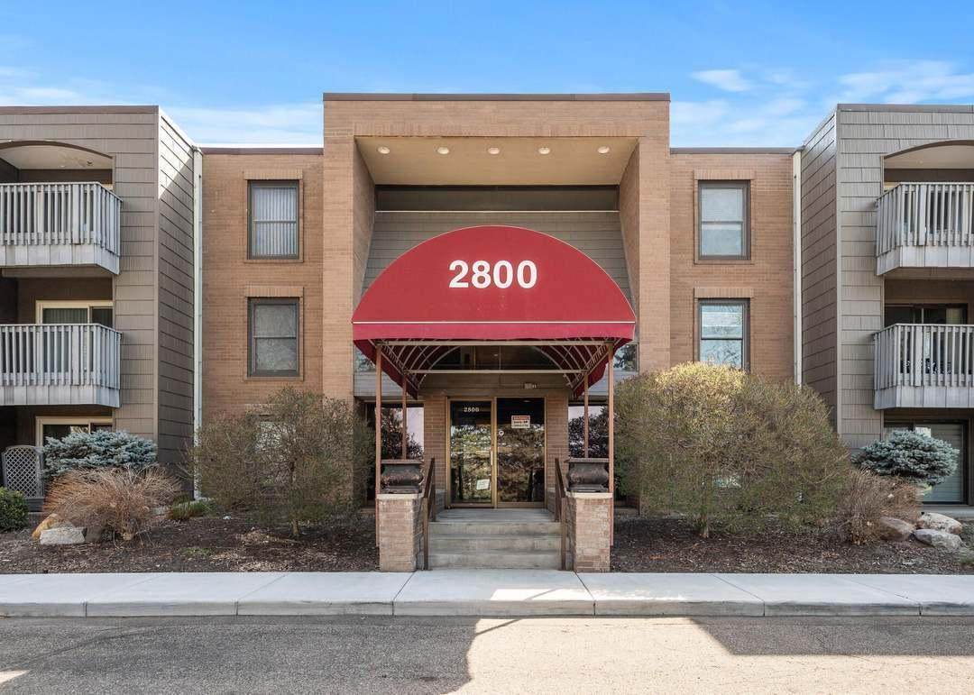 2800 Hamline Avenue - Photo 1