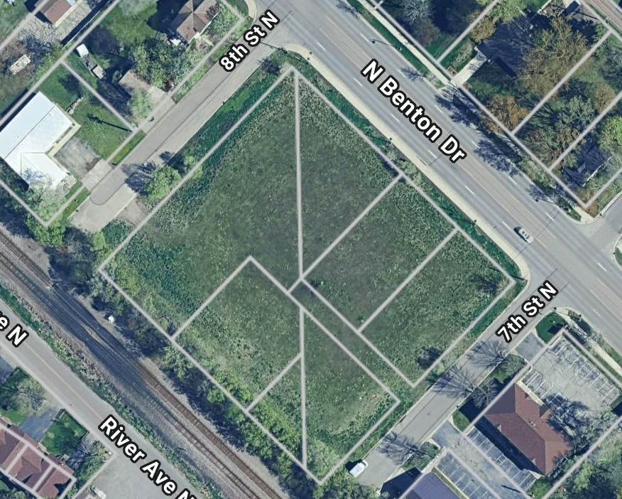 709 Benton Drive - Photo 1