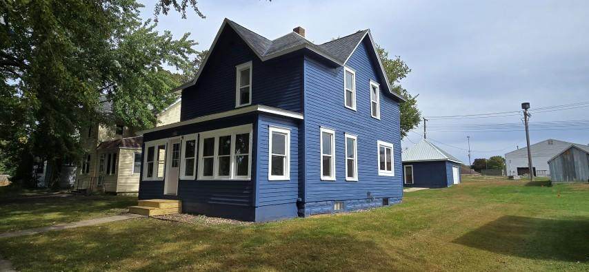 416 Plum Street - Photo 1