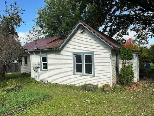 315 3rd Avenue - Photo 1