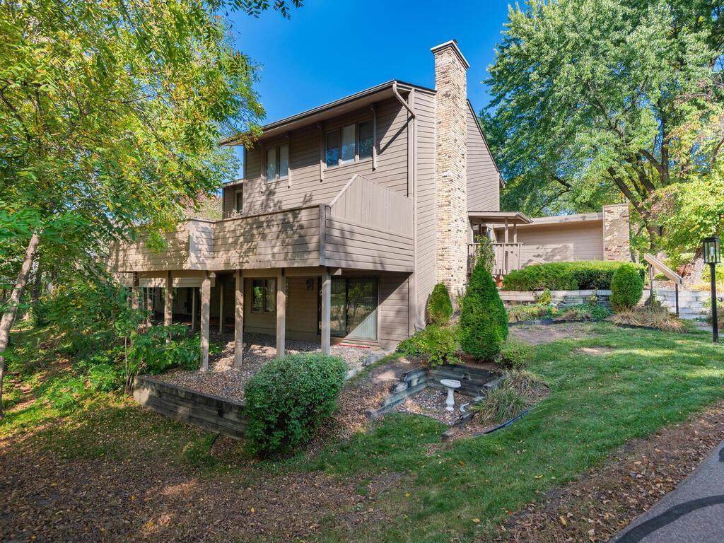 10243 Scarborough Road - Photo 1