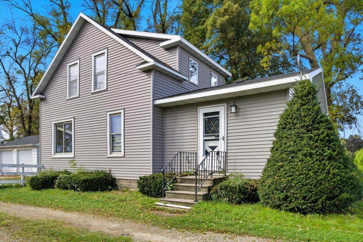 303 County Road 13 - Photo 1