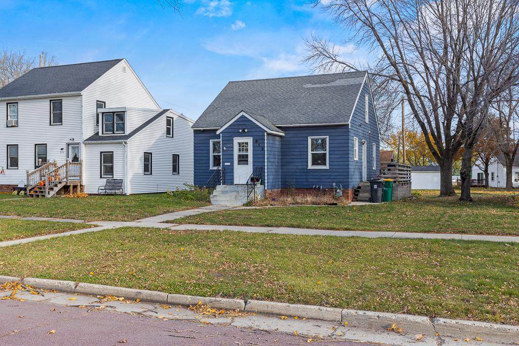 912 Rowland Street - Photo 1