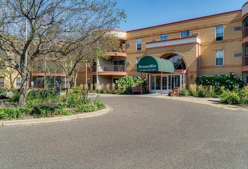 3232 Fremont Avenue - Photo 1