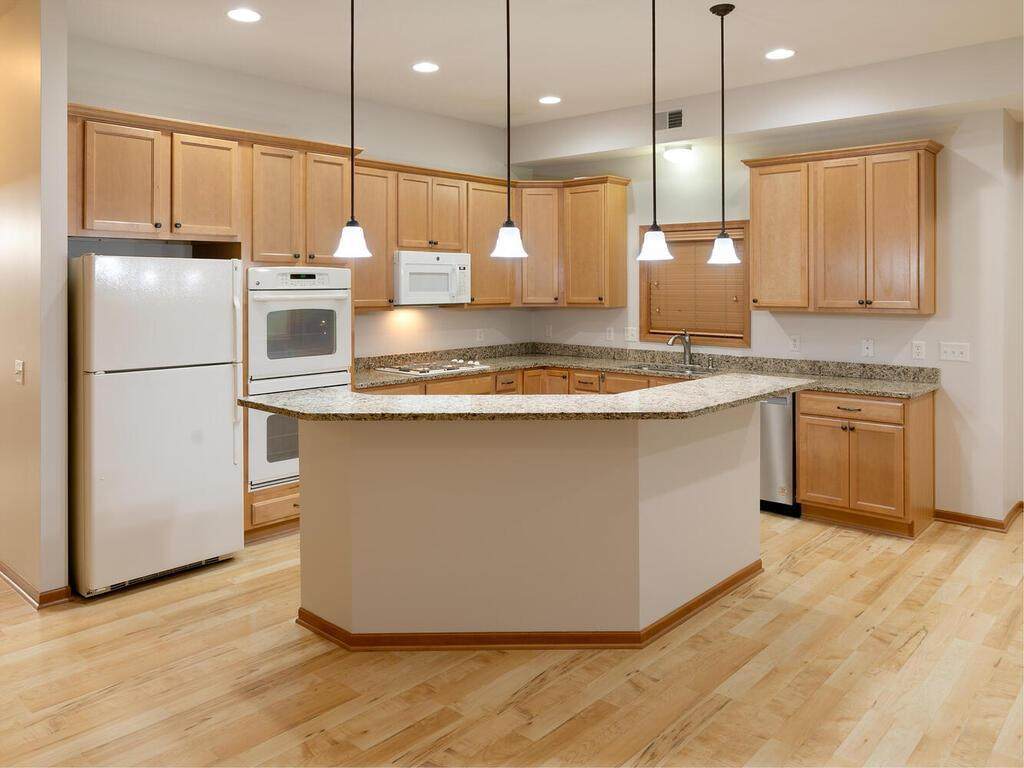 9630 Independence Circle - Photo 1