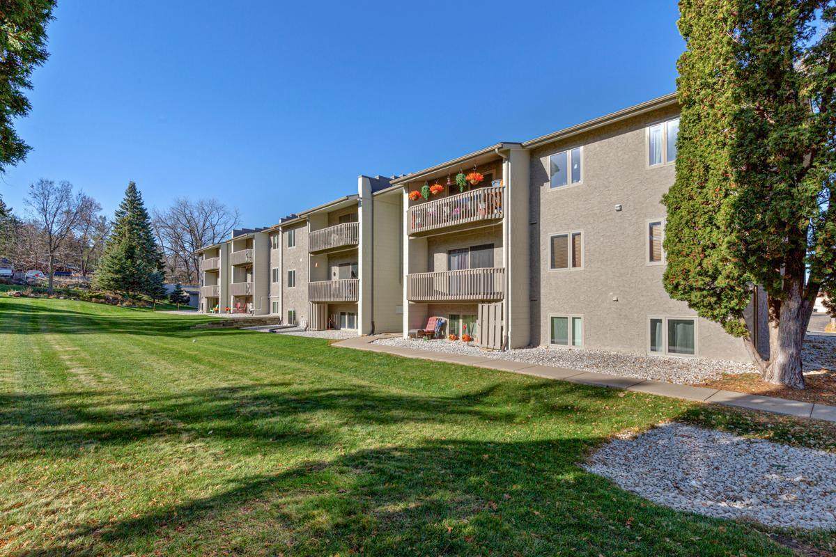 1107 Highland Avenue - Photo 1