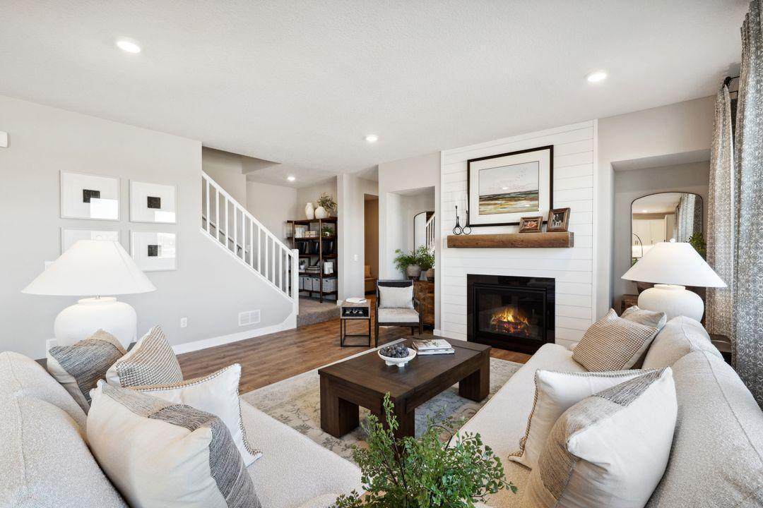 811 Foxglove Terrace - Photo 1