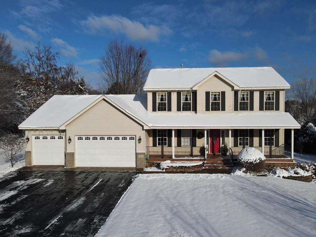 4907 170th Avenue - Photo 1