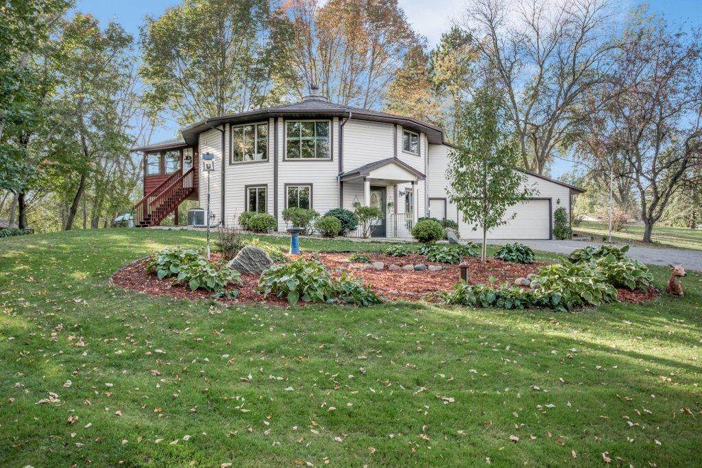 9245 Cherry Lane - Photo 1