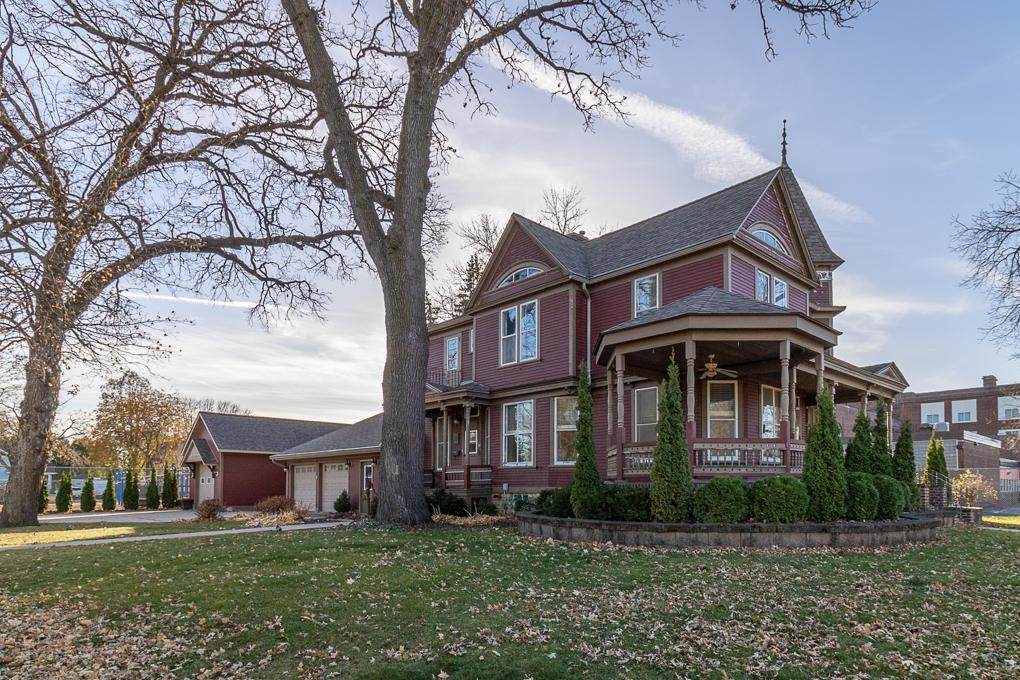 522 2nd Avenue - Photo 1