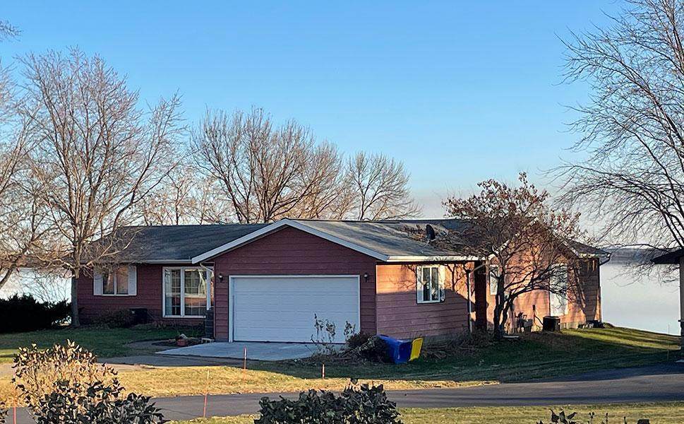 38264 Shore Drive - Photo 1