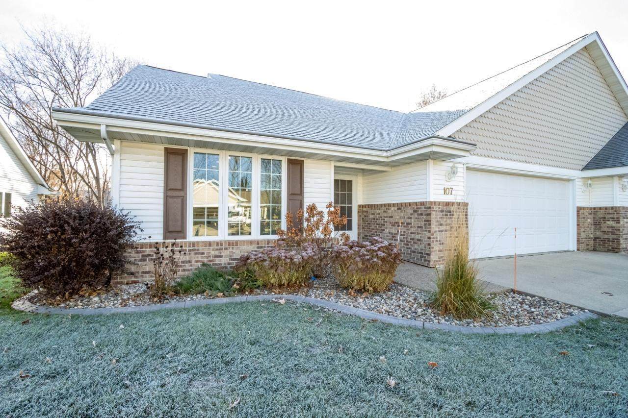 107 Shiloh Court - Photo 1