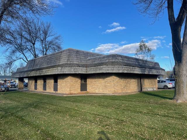 421 5Tt Street - Photo 1