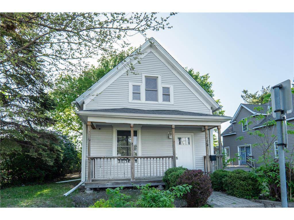 1602 Johnson Street - Photo 1