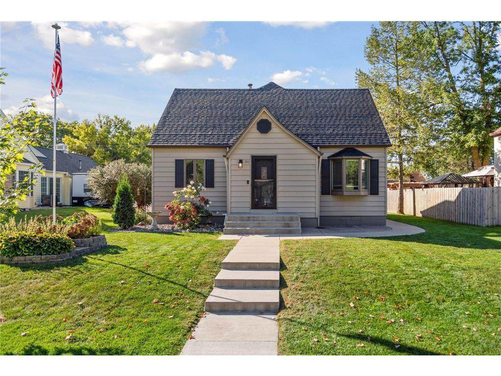 311 Park Street - Photo 1