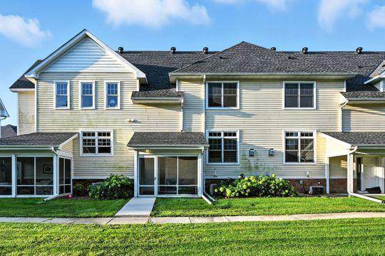 5760 Village Trail - Photo 1