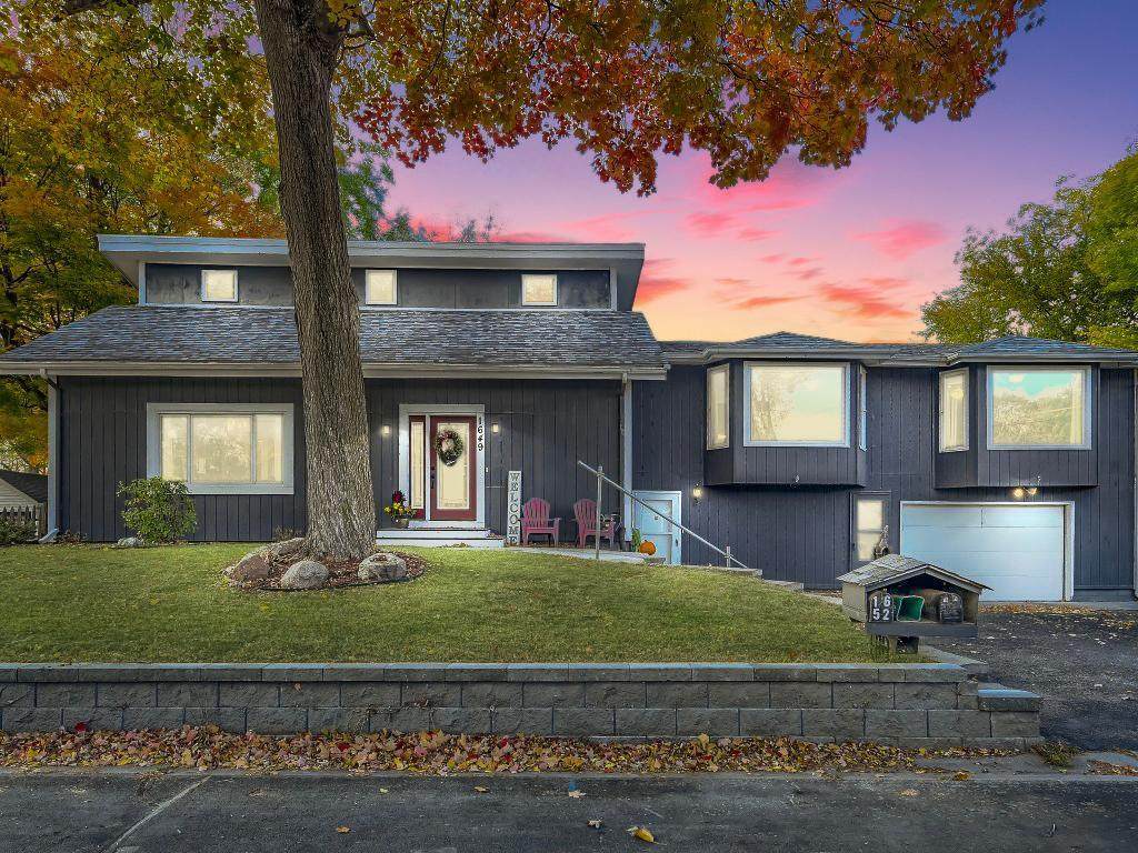 1649 Gull Lane - Photo 1