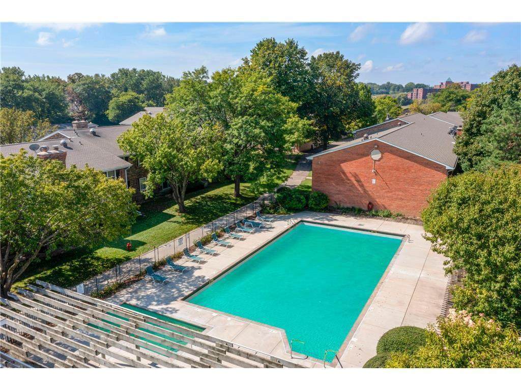 810 Old Settlers Trail - Photo 1