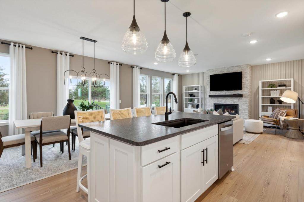 10398 Mcgregor Boulevard - Photo 1