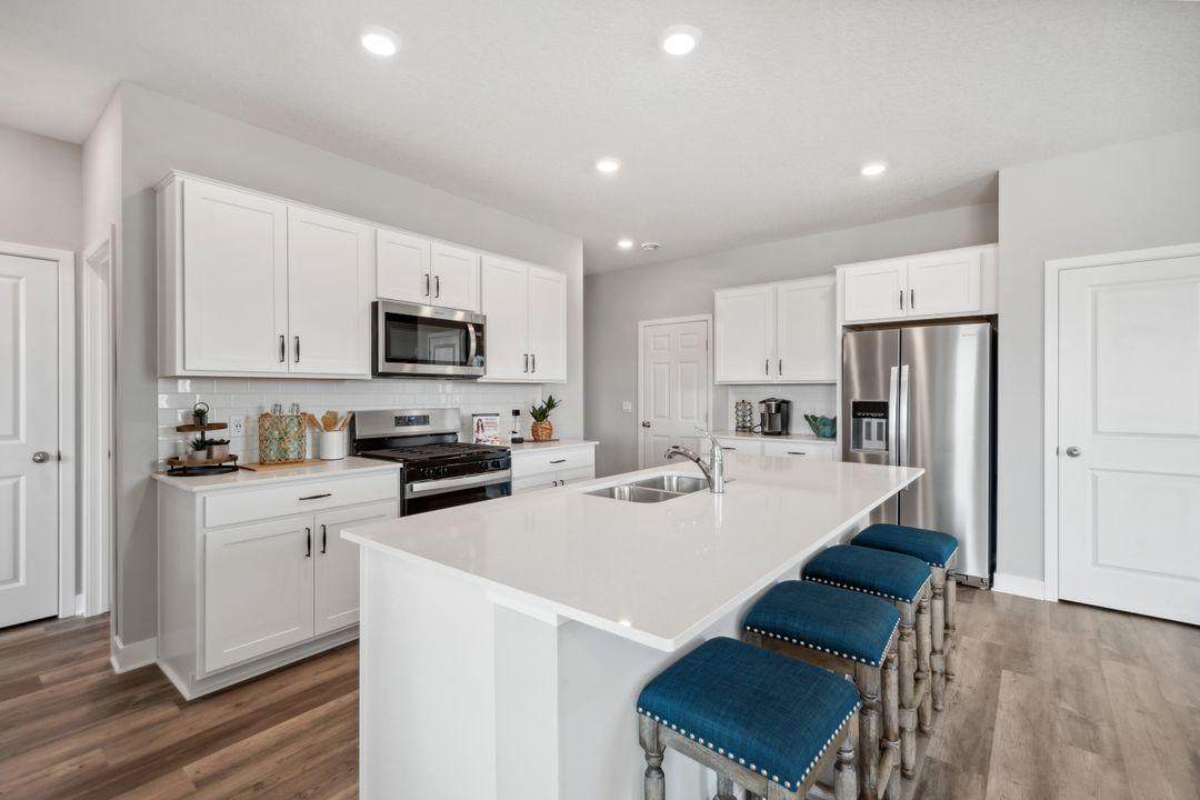 597 Greywood Boulevard - Photo 1