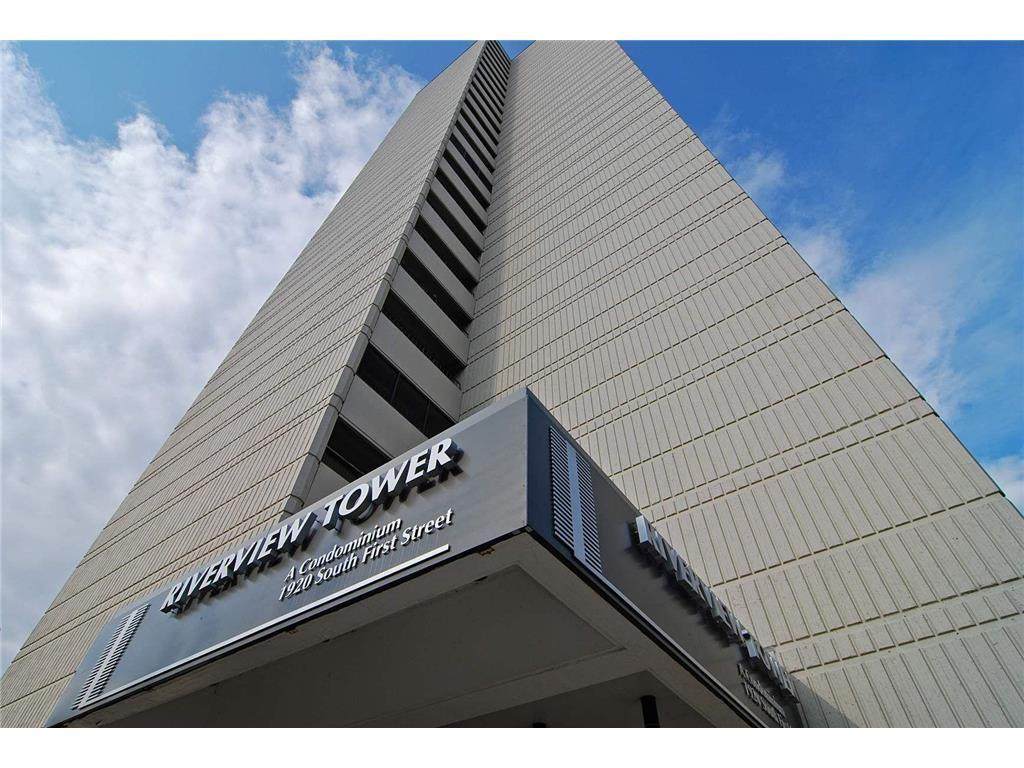 1920 1st Street - Photo 1