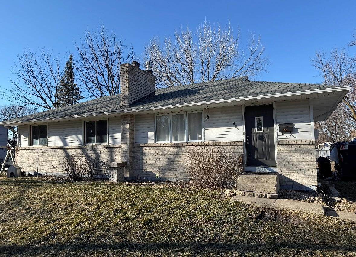 609 Vine Avenue - Photo 1