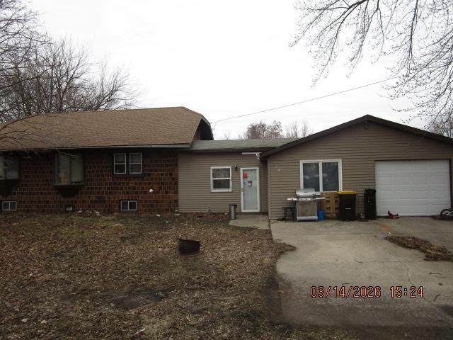 608 5th Street - Photo 1