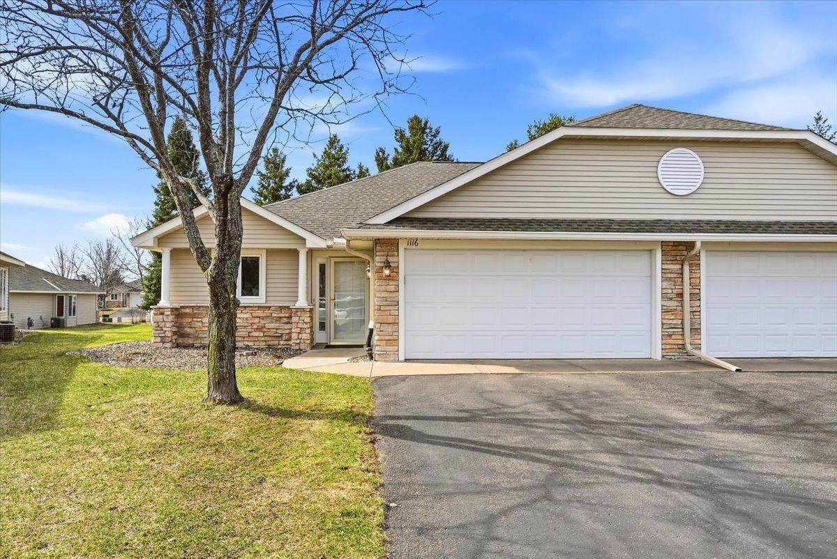 1116 Balsam Court - Photo 1