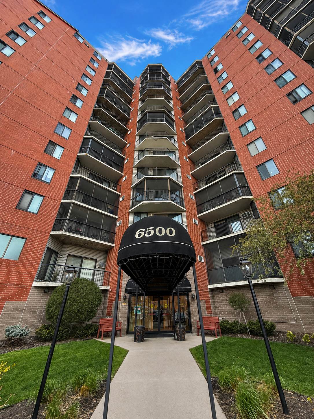 6500 Woodlake Drive - Photo 1