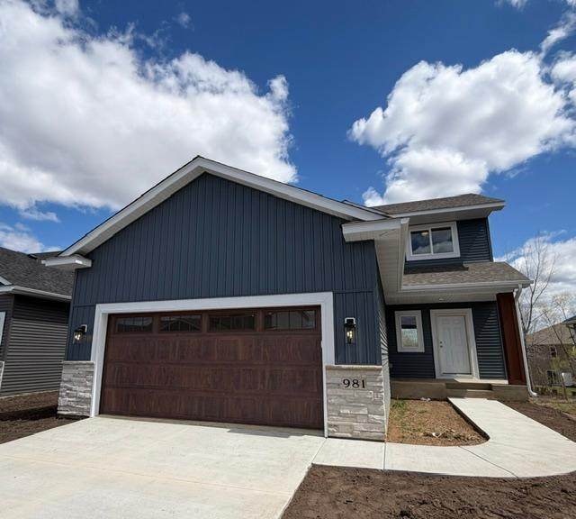 981 45th Avenue - Photo 1