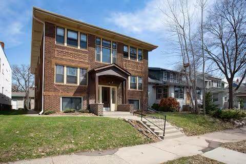 3229 Garfield Avenue - Photo 1