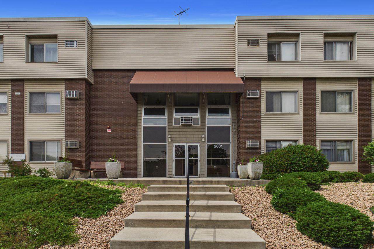 2801 Flag Avenue - Photo 1