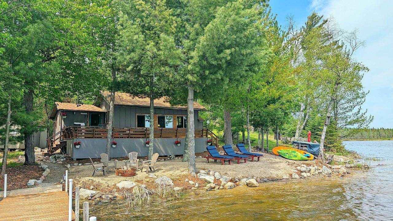 8119 Muskego Point - Photo 1