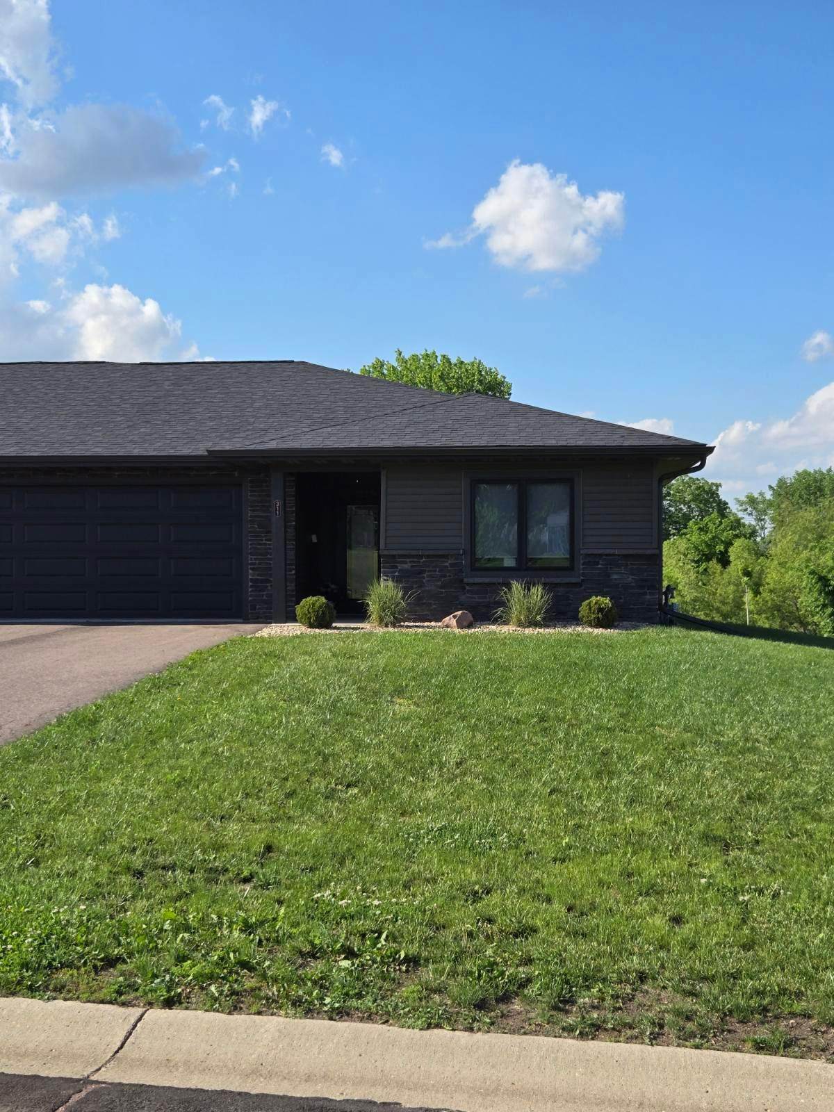 311 Sunset Avenue - Photo 1