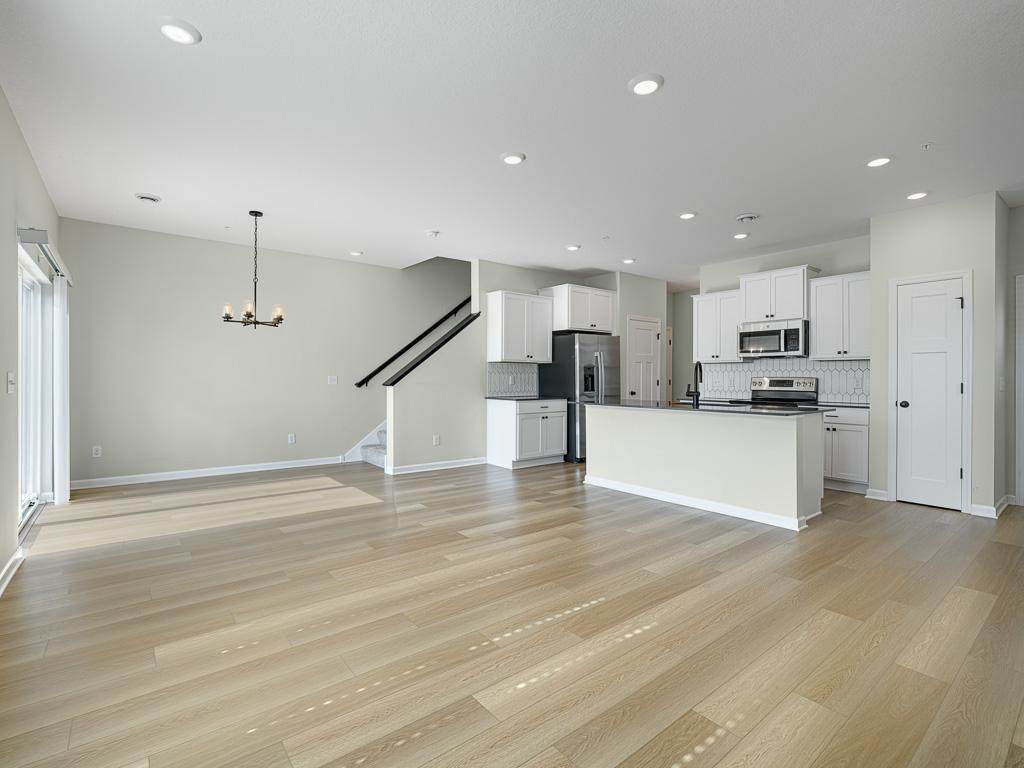 https://bt-photos.global.ssl.fastly.net/northstar/orig_boomver_1_7089829-2.jpg