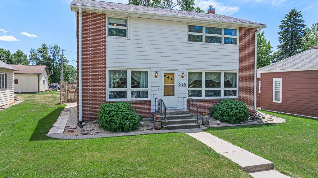 213 2nd Street - Photo 1
