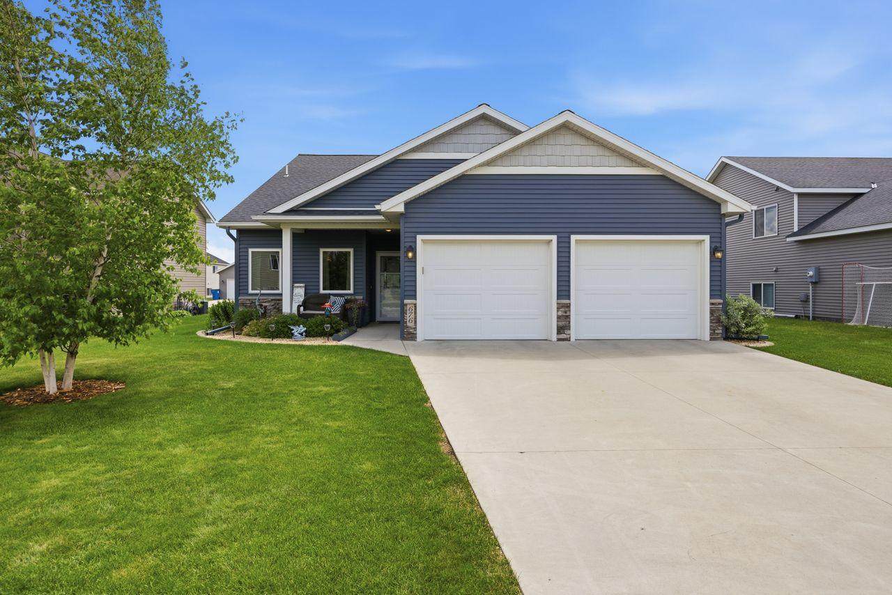 676 16th Street - Photo 1