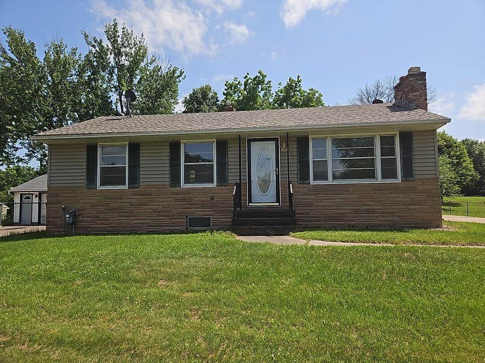 6301 Oak Knoll Plaza - Photo 1