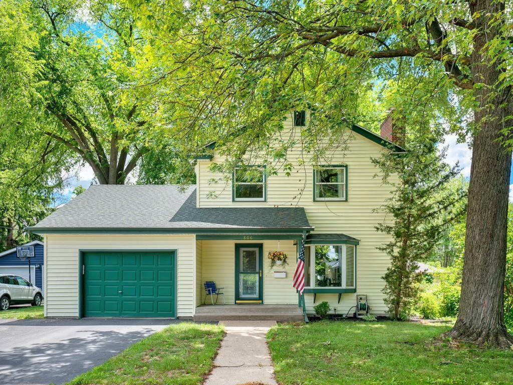 806 Myrtle Street - Photo 1