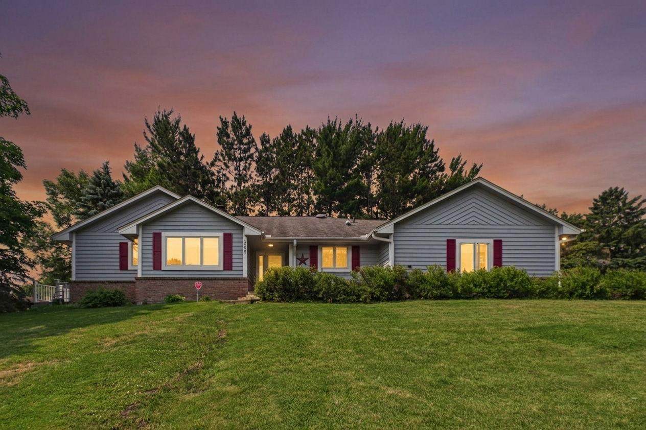 3235 Park Overlook Drive - Photo 1