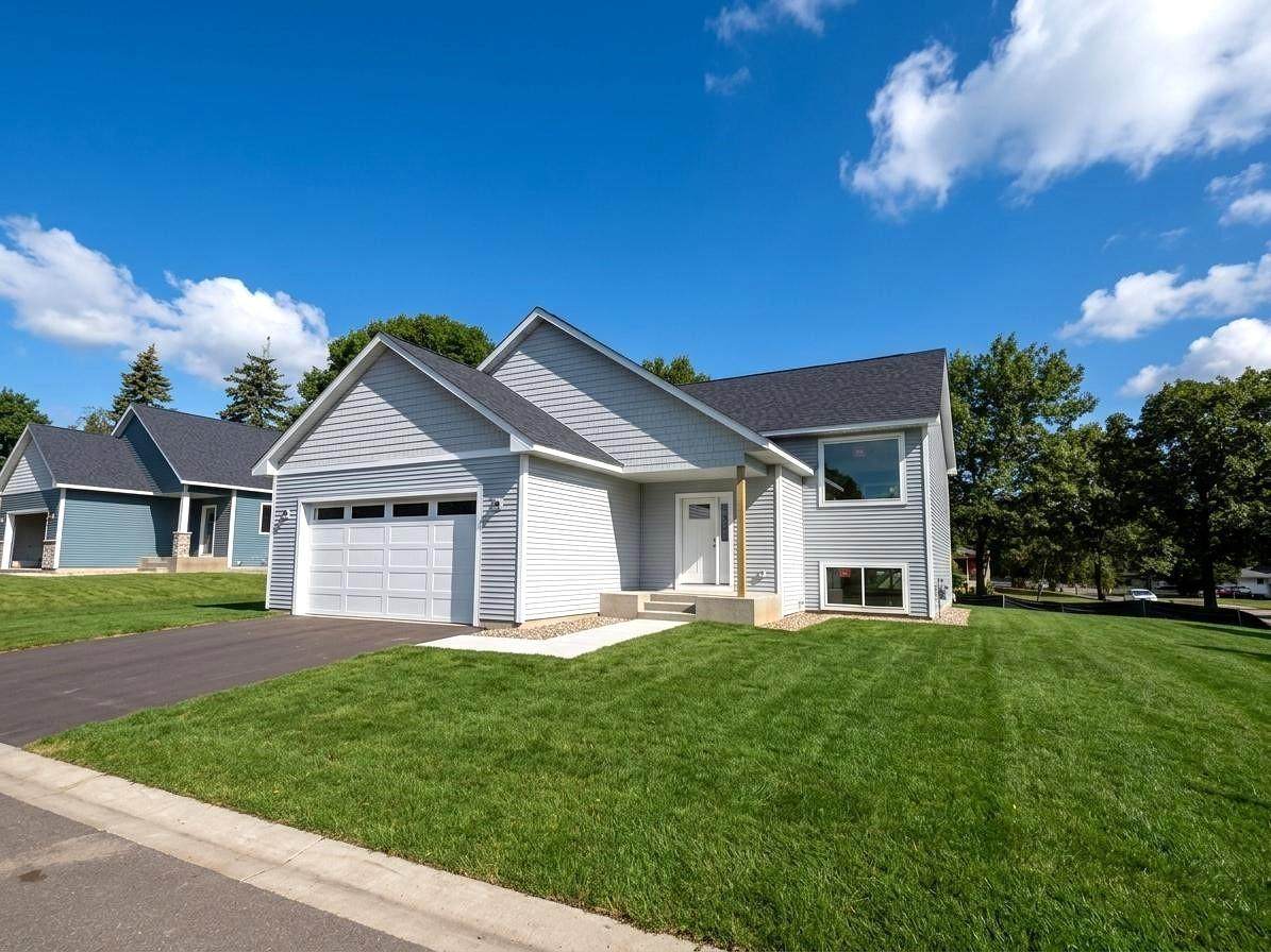 1304 Robinwood Lane - Photo 1
