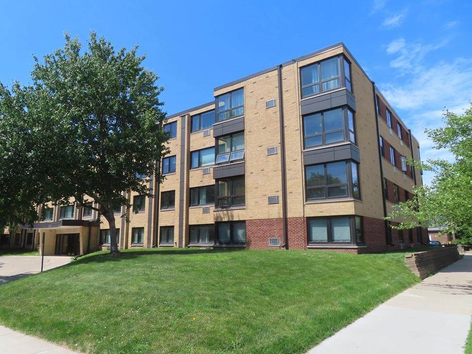 2500 Blaisdell Avenue - Photo 1