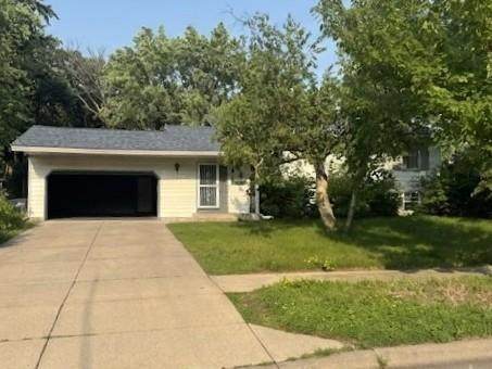 10701 Wren Street - Photo 1