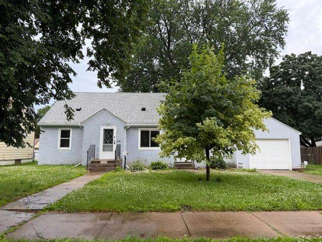 132 Richmond Street - Photo 1